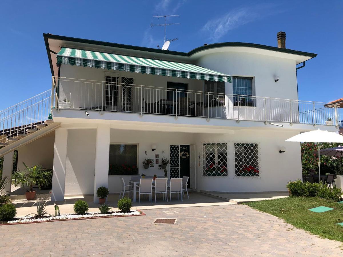 Bed And Breakfast Da Beatrice Sirmione Eksteriør bilde