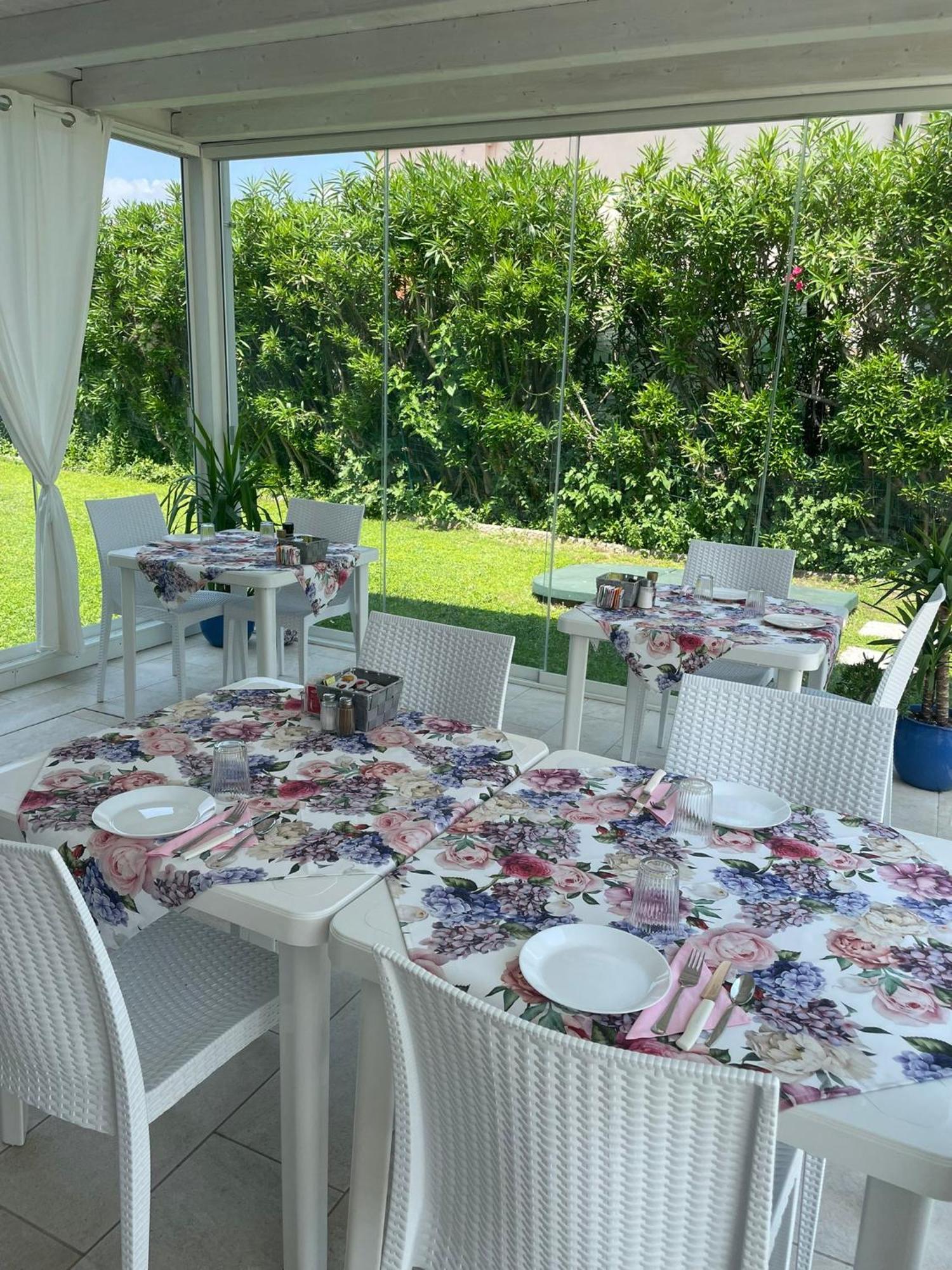 Bed And Breakfast Da Beatrice Sirmione Eksteriør bilde